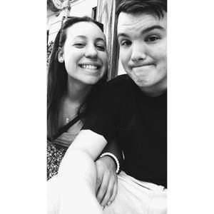 Meet your Posher, Alexi